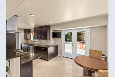 10610 NE 190th Street, Bothell, WA 98011 - Photo 19