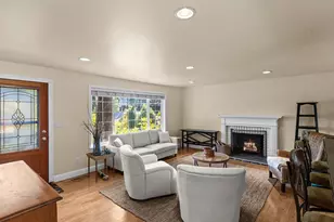 10610 NE 190th St, Bothell, WA 98011 - Photo 3