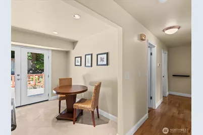 10610 NE 190th Street, Bothell, WA 98011 - Photo 13