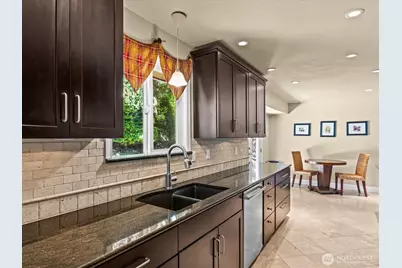 10610 NE 190th Street, Bothell, WA 98011 - Photo 23