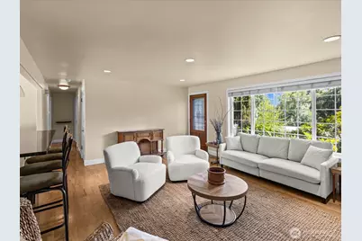 10610 NE 190th Street, Bothell, WA 98011 - Photo 11