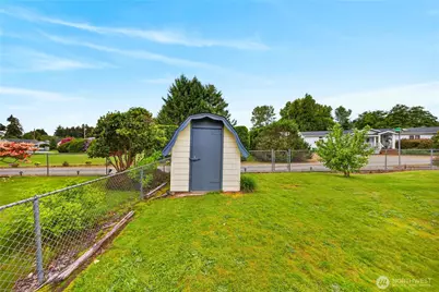 113 N Hawthorne Street, Burlington, WA 98233 - Photo 35