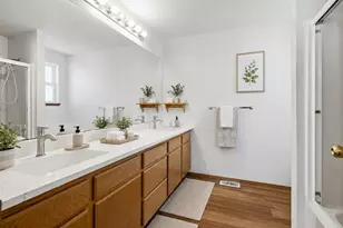 512 N 104th St, Seattle, WA 98133 - Photo 15