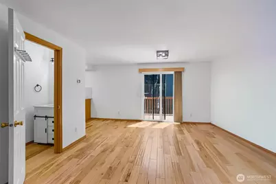 313 10th St #2B, Snohomish, WA 98290 - Photo 5