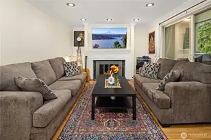 4727 W Lake Sammamish Pkwy SE, Issaquah, WA 98027 - Photo 3
