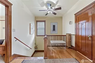 2025 Boylston Ave E, Seattle, WA 98102 - Photo 17