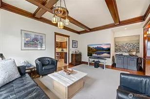 2025 Boylston Ave E, Seattle, WA 98102 - Photo 9