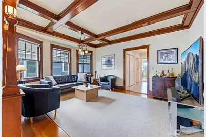 2025 Boylston Avenue E, Seattle, WA 98102 - Photo 7