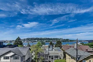 2025 Boylston Ave E, Seattle, WA 98102 - Photo 13