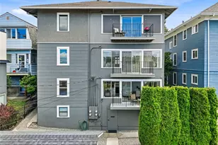 2025 Boylston Ave E, Seattle, WA 98102 - Photo 39
