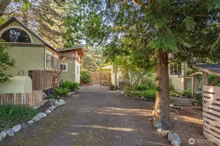 714 20th St, Port Townsend, WA 98368 - Photo 1