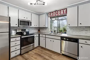 4406 Montclair Dr SE, Lacey, WA 98503 - Photo 11