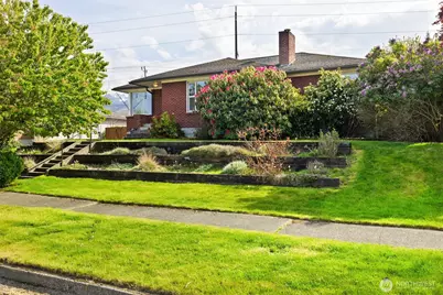 126 W 14th Street, Port Angeles, WA 98362 - Photo 1