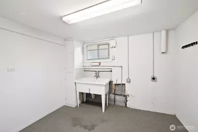 126 W 14th Street, Port Angeles, WA 98362 - Photo 29