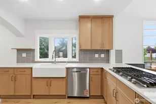 1519 N Alder St, Tacoma, WA 98406 - Photo 11