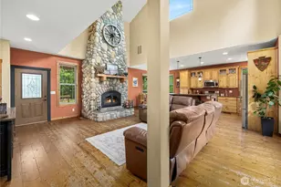 19205 212th St E, Orting, WA 98360 - Photo 3