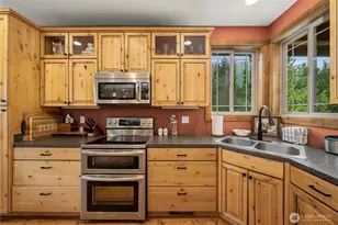 19205 212th St E, Orting, WA 98360 - Photo 9