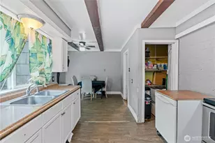 1716 Young St, Aberdeen, WA 98520 - Photo 9