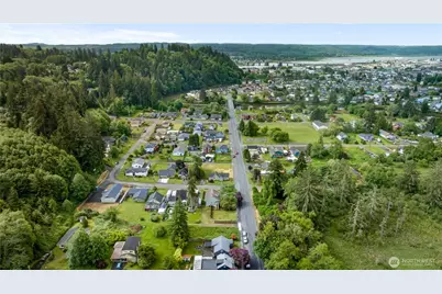1716 Young Street, Aberdeen, WA 98520 - Photo 27