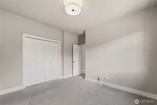 2483 NE 242nd Pl, Sammamish, WA 98074 - Photo 23