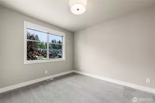 2483 NE 242nd Pl, Sammamish, WA 98074 - Photo 21