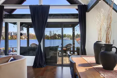 2822 Boyer Avenue E #11, Seattle, WA 98102 - Photo 9