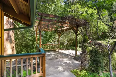 18503 SE 64th Way, Issaquah, WA 98027 - Photo 35