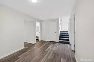 2636 NE Coventry Pl, Bremerton, WA 98311 - Photo 17