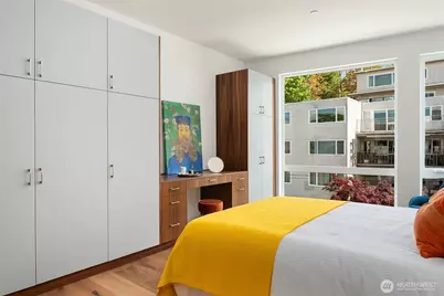 633 13th Avenue E, Seattle, WA 98102 - Photo 17