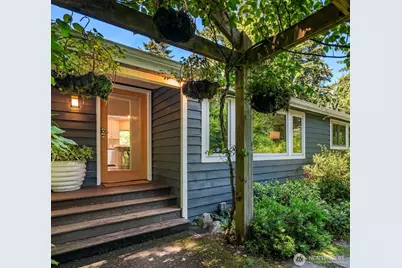 12032 Vashon Highway SW, Vashon, WA 98070 - Photo 1