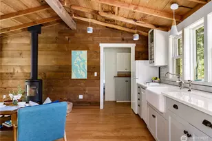 24689 Sr 525, Greenbank, WA 98253 - Photo 9