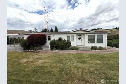 1634 Sunset Dr, Wenatchee, WA 98801 - Photo 1