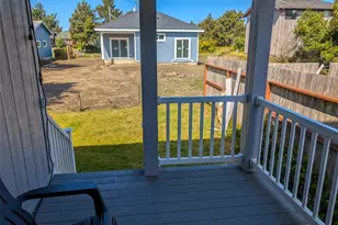 313 Ocean Shores Blvd NW, Ocean Shores, WA 98569 - Photo 7