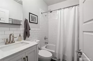 4420 Dayton Ave N, Seattle, WA 98103 - Photo 21