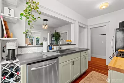4420 Dayton Avenue N #Unit 2, Seattle, WA 98103 - Photo 19