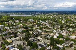 4420 Dayton Ave N, Seattle, WA 98103 - Photo 31