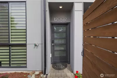 12002 31st Avenue NE, Seattle, WA 98125 - Photo 31