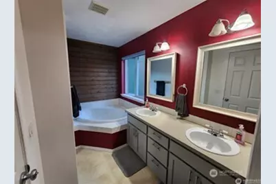 3021 70th Way SW, Tumwater, WA 98512 - Photo 17