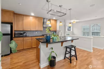 5912 31st Avenue SW, Seattle, WA 98126 - Photo 9