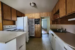 111 Cedar Ave S, Eatonville, WA 98321 - Photo 5