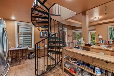6553 21st Avenue NW, Seattle, WA 98117 - Photo 5