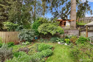 6553 21st Ave NW, Seattle, WA 98117 - Photo 21