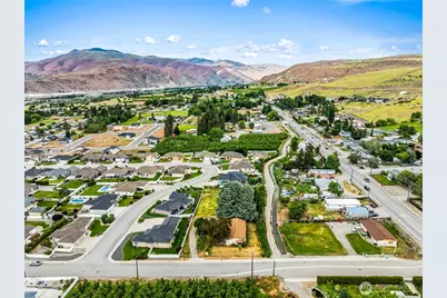 21 St SW 31, East Wenatchee, WA 98802 - Photo 21