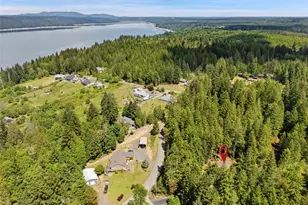 300 E Hillside Dr, Belfair, WA 98528 - Photo 3