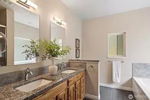 300 E Hillside Dr, Belfair, WA 98528 - Photo 25