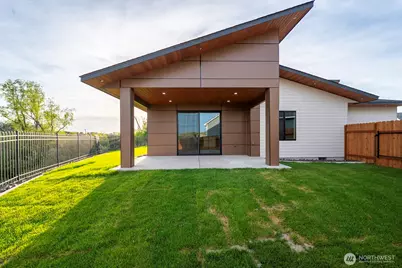 554 N Sparrow Lane, Moses Lake, WA 98837 - Photo 23