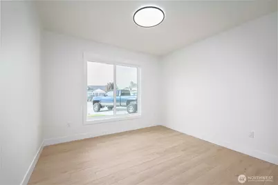 554 N Sparrow Lane, Moses Lake, WA 98837 - Photo 17