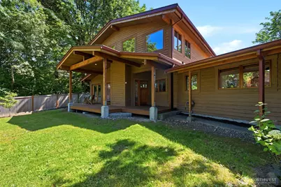 19946 47th Avenue NE, Lake Forest Park, WA 98155 - Photo 1