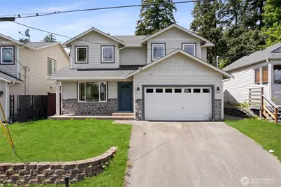 1641 Bayview Drive W, Bremerton, WA 98312 - Photo 1