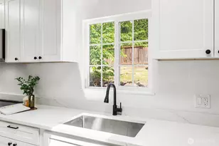 640 Ferndale Ave NE, Renton, WA 98056 - Photo 11